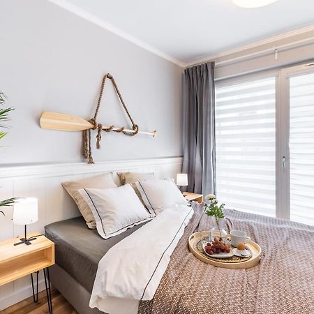 Komfortowy Apartament Z Parkingiem Вроцлав Экстерьер фото