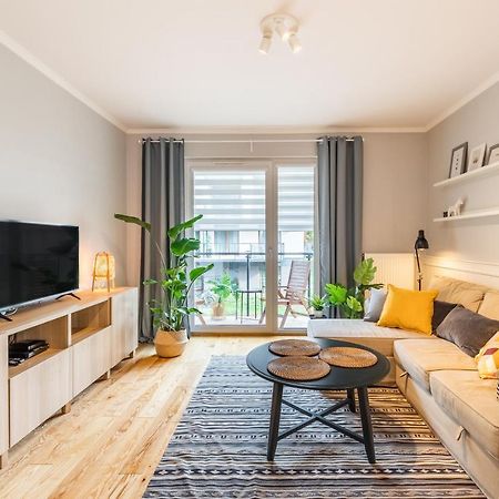 Komfortowy Apartament Z Parkingiem Вроцлав Экстерьер фото
