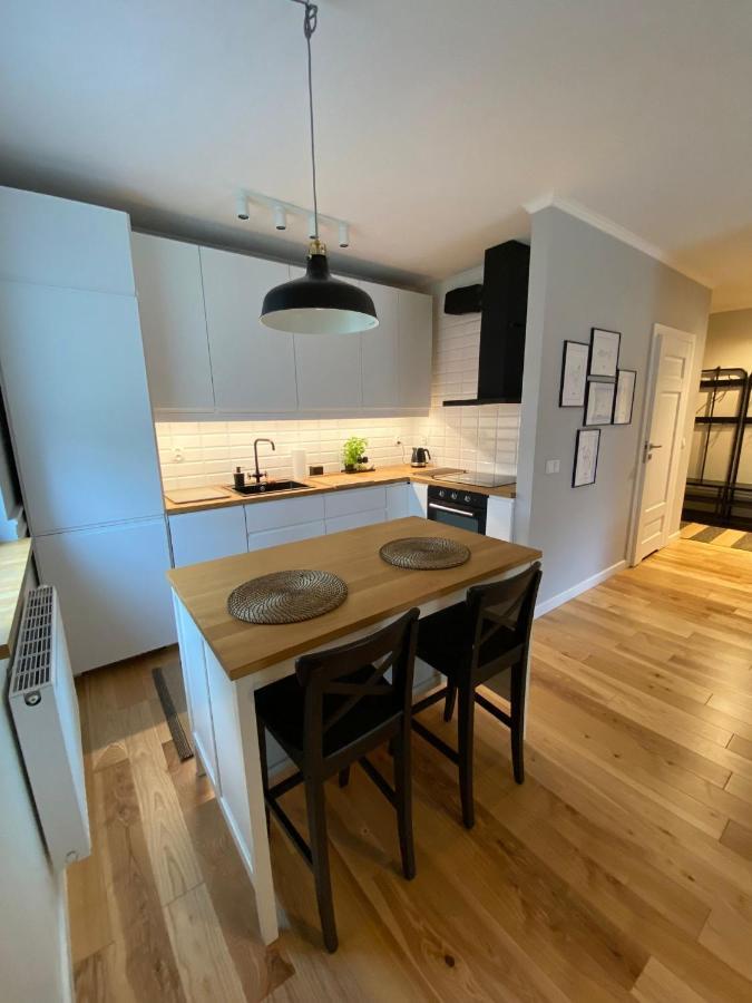 Komfortowy Apartament Z Parkingiem Вроцлав Экстерьер фото